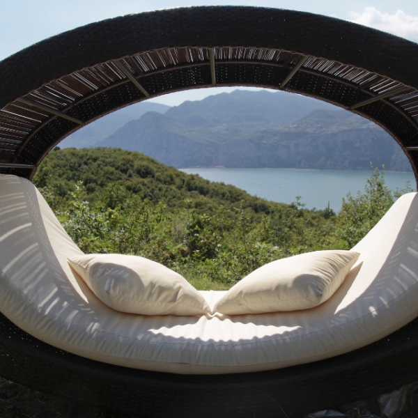 April offer on Lake Garda